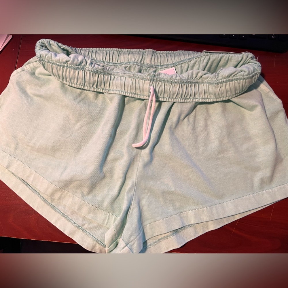 NEW ✨ American Eagle Shortie Super High Rise